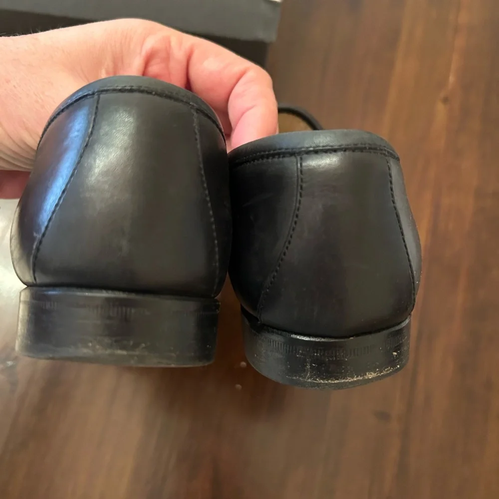 Gucci Black Leather Slip-On Loafers - Picture 7 of 10